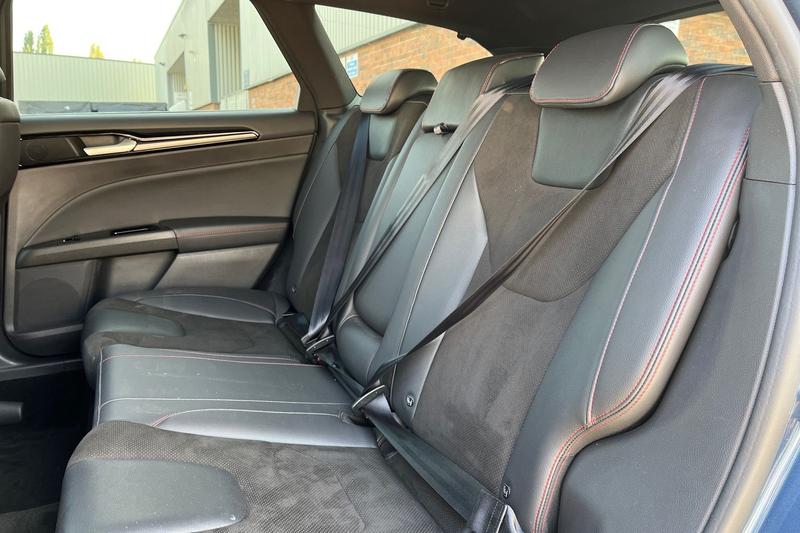 Used Ford Mondeo 2020 for sale - 76382017: Photo 20