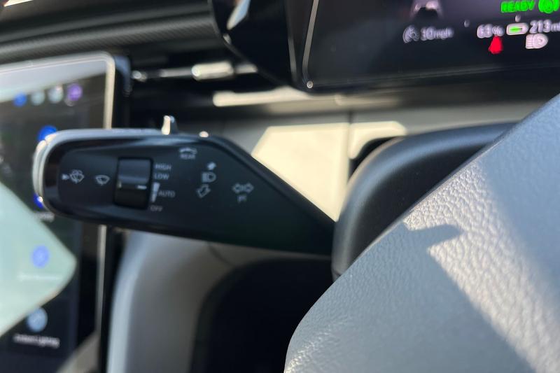 Used Ford Explorer 2025 for sale - 76631382: Photo 14