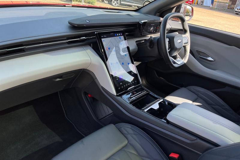 Used Ford Explorer 2025 for sale - 76631382: Photo 18