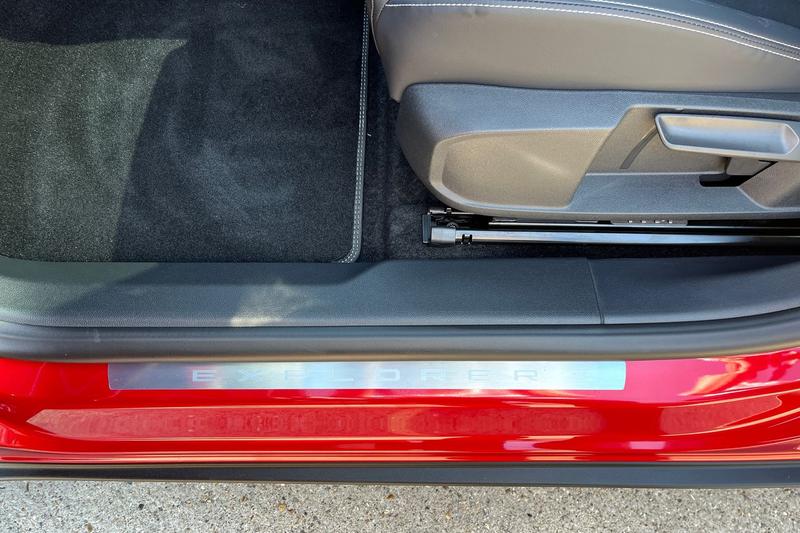 Used Ford Explorer 2025 for sale - 76631382: Photo 36