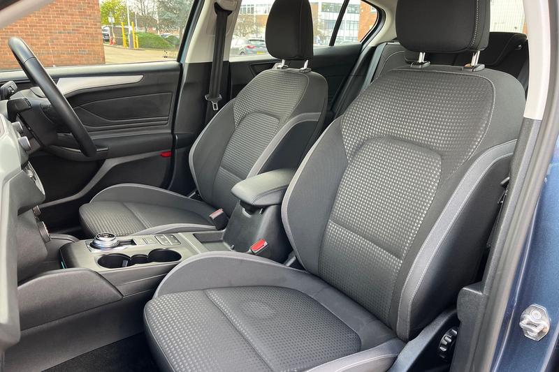 Used Ford Focus 2021 for sale - 76895378: Photo 19