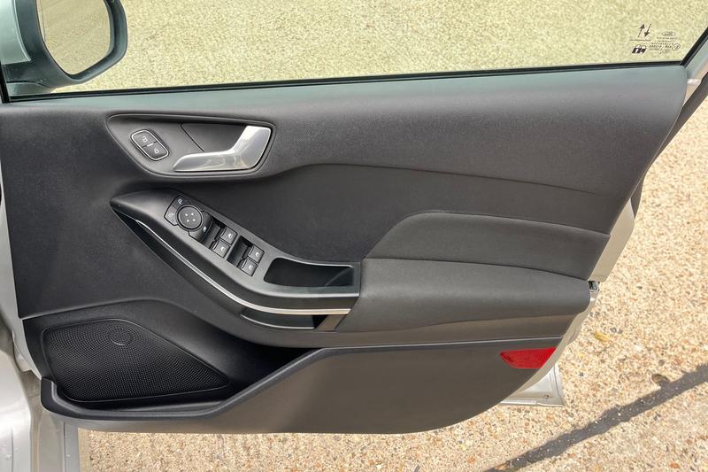 Used Ford Fiesta 2022 for sale - 75995311: Photo 40