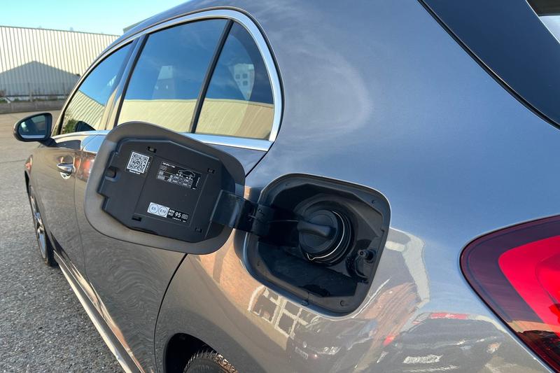 Used Mercedes-Benz A-Class 2019 for sale - 77733151: Photo 40