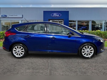 Used Ford Focus 2017 for sale - 75898004: Photo