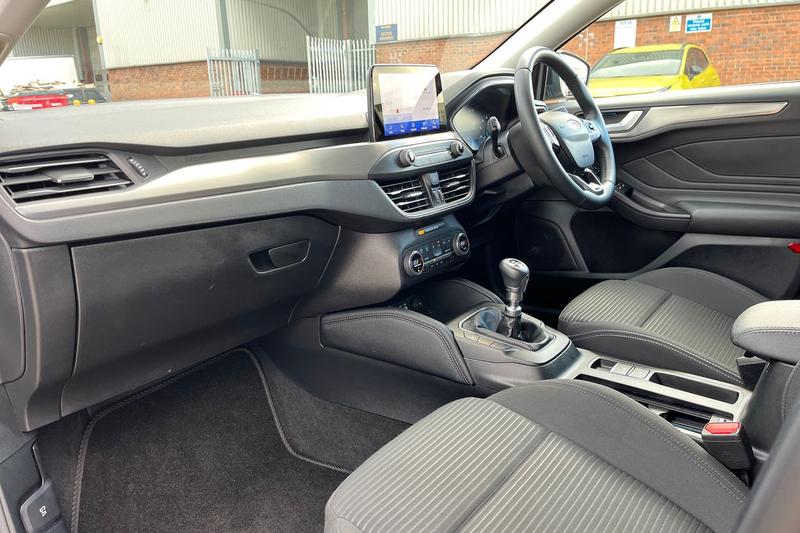 Used Ford Focus 2021 for sale - 77301048: Photo 18