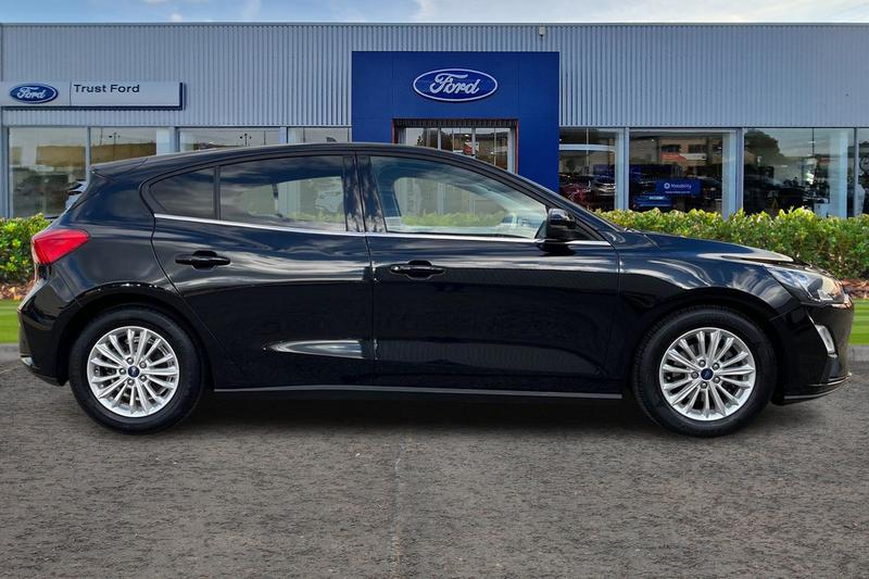 Used Ford Focus 2021 for sale - 77301048: Photo 3