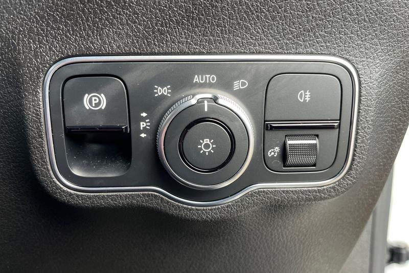 Used Mercedes-Benz GLB for sale - 77785463: Photo 30