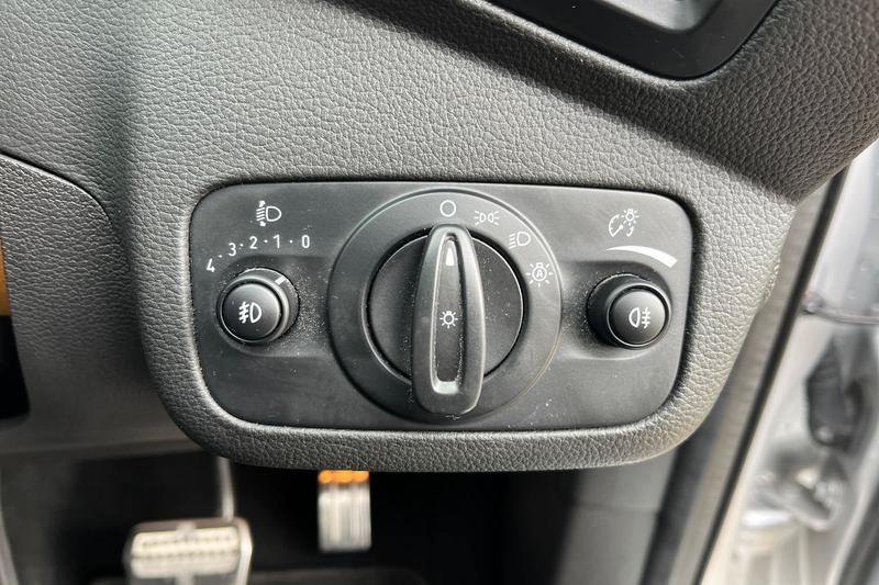 Used Ford Kuga 2017 for sale - 77367675: Photo 29