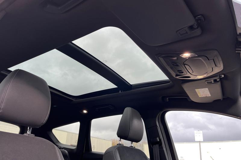 Used Ford Kuga 2017 for sale - 77367675: Photo 37