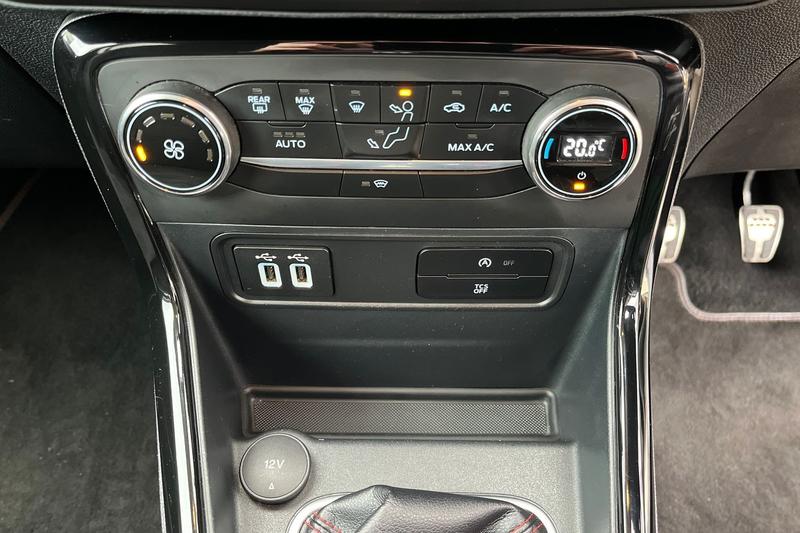 Used Ford Ecosport 2020 for sale - 76494606: Photo 32