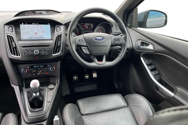 Used Ford Focus 2017 for sale - 76255425: Photo 11