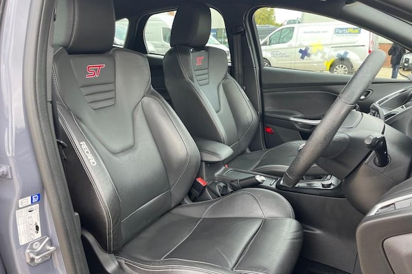 Used Ford Focus 2017 for sale - 76255425: Photo 17