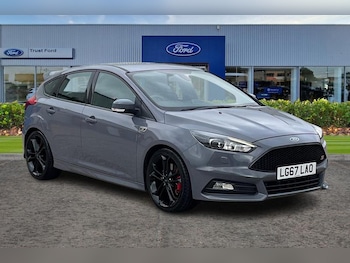 2017 - 2.0T EcoBoost ST-3 Navigation 5dr Manual