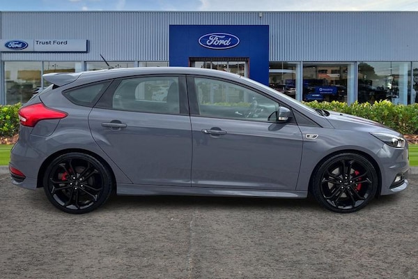 Used Ford Focus 2017 for sale - 76255425: Photo 3