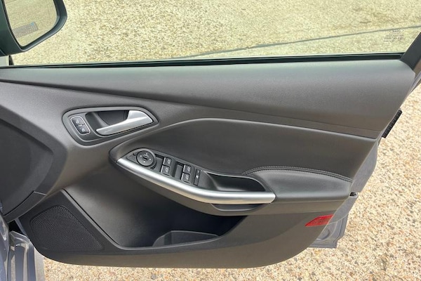 Used Ford Focus 2017 for sale - 76255425: Photo 40