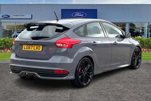 Used Ford Focus 2017 for sale - 76255425: Photo 4