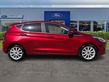 Used Ford Fiesta 2017 for sale - 78706177: Photo