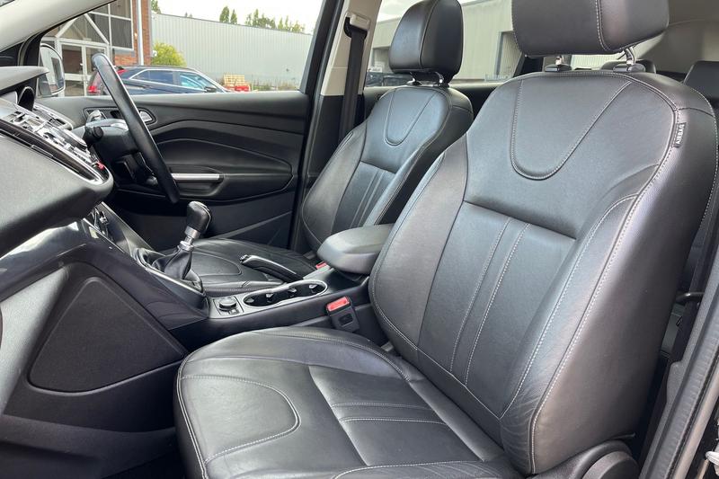 Used Ford Kuga 2014 for sale - 76184363: Photo 19