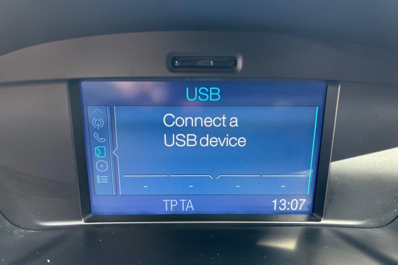 Used Ford Kuga 2014 for sale - 76184363: Photo 29