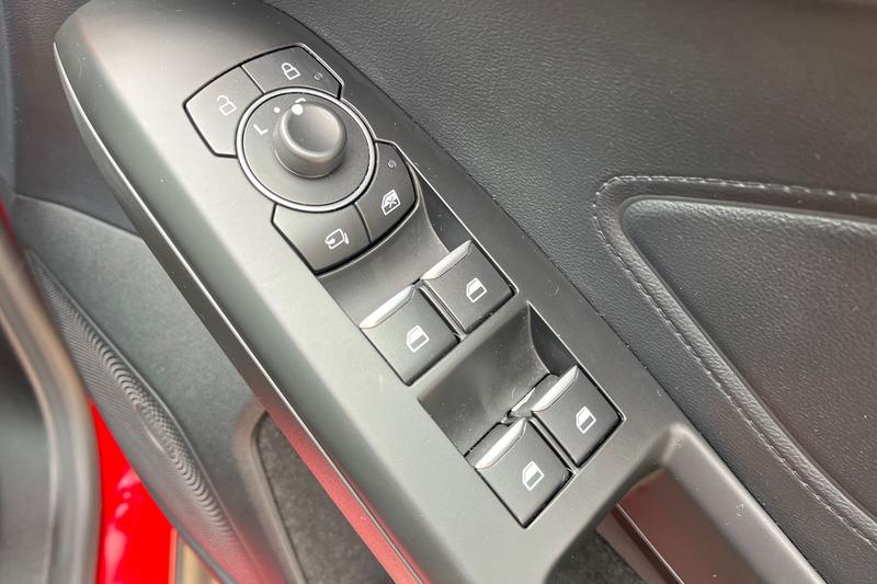 Used Ford Focus 2023 for sale - 76480492: Photo 16