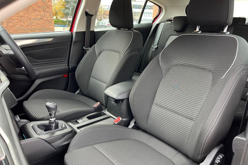 Used Ford Focus 2023 for sale - 76480492: Photo 19