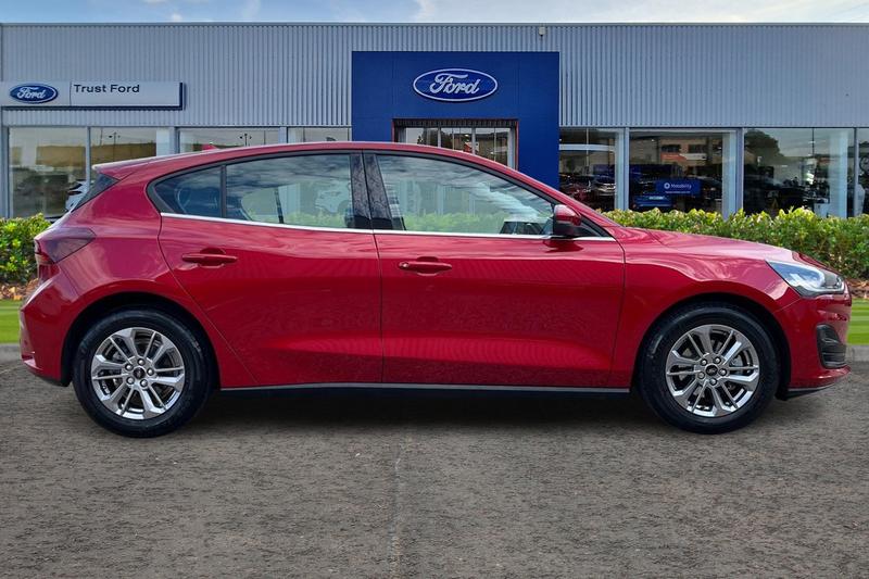 Used Ford Focus 2023 for sale - 76480492: Photo 3