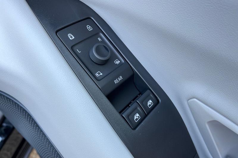 Used Ford Explorer 2025 for sale - 76405243: Photo 16