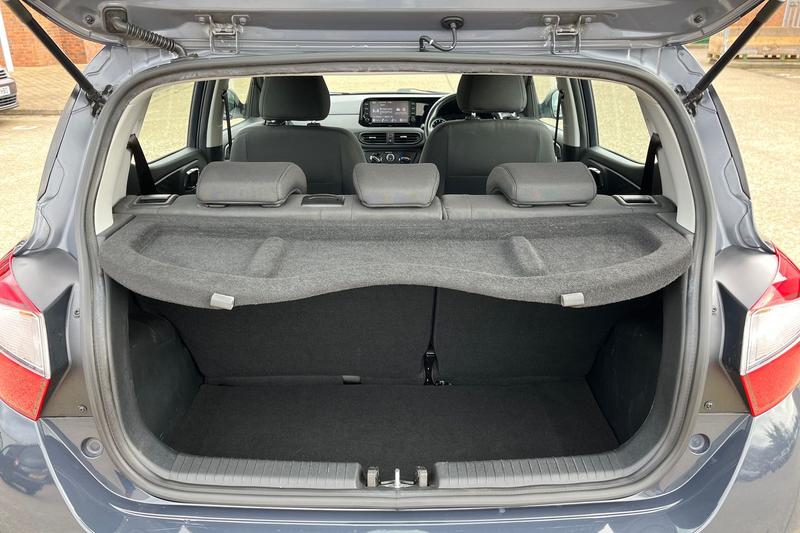 Used Hyundai i10 2023 for sale - 77910301: Photo 21