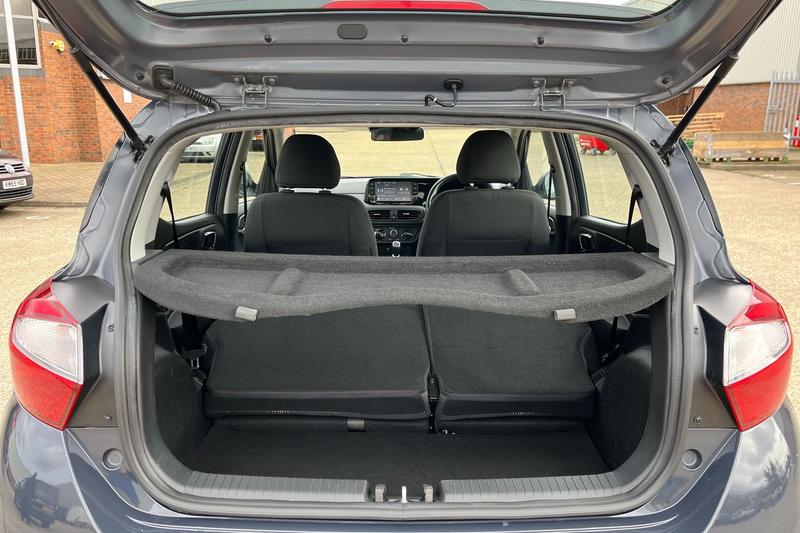 Used Hyundai i10 2023 for sale - 77910301: Photo 24