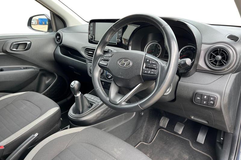Used Hyundai i10 2023 for sale - 77910301: Photo 9
