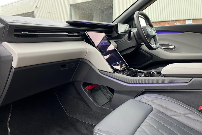 Used Ford Explorer 2024 for sale - 76508137: Photo 18