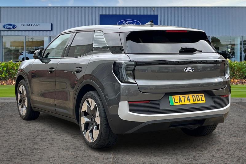 Used Ford Explorer 2024 for sale - 76508137: Photo 2