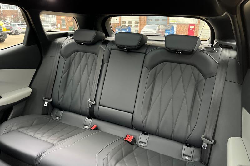 Used Ford Explorer 2024 for sale - 76508137: Photo 20