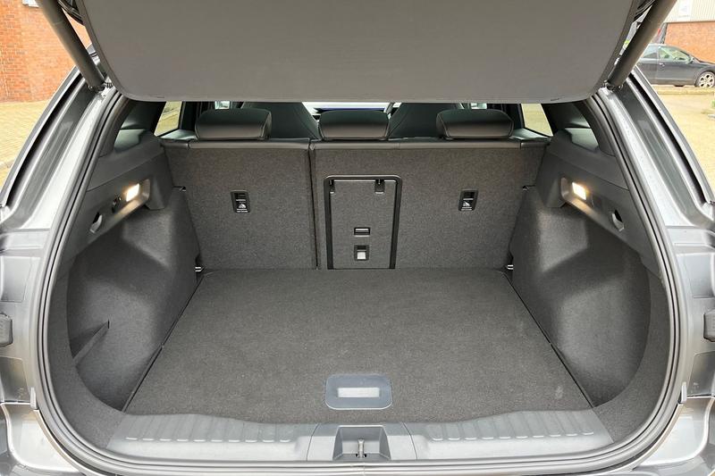 Used Ford Explorer 2024 for sale - 76508137: Photo 21