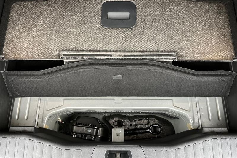 Used Ford Explorer 2024 for sale - 76508137: Photo 24