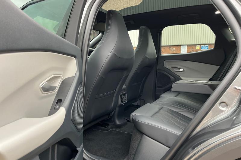 Used Ford Explorer 2024 for sale - 76508137: Photo 26