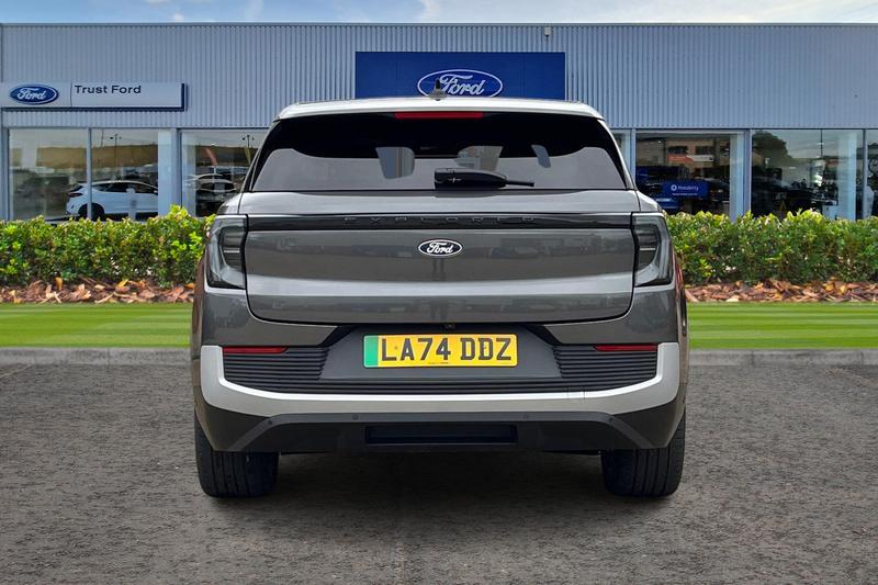 Used Ford Explorer 2024 for sale - 76508137: Photo 7