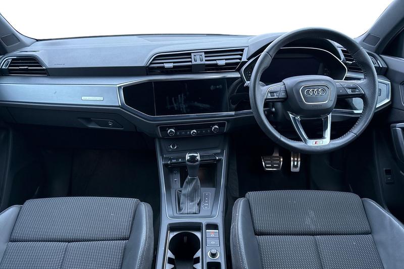 Used Audi Q3 2019 for sale - 76744333: Photo 10