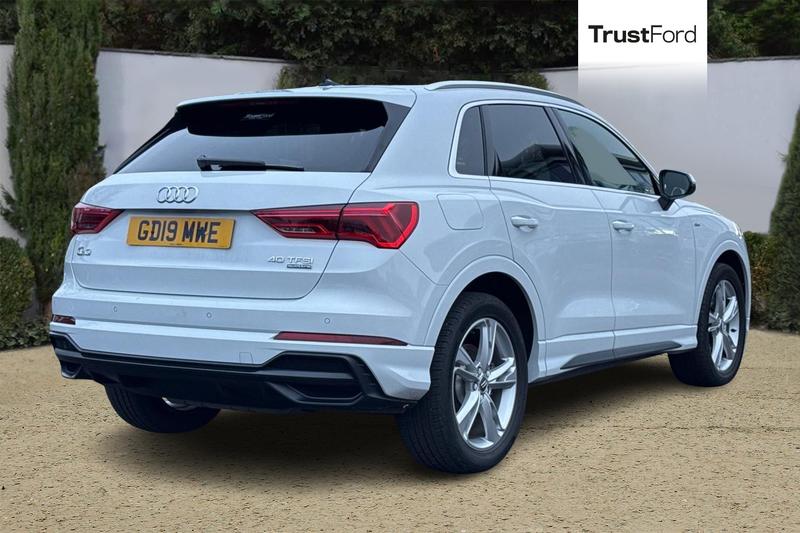 Used Audi Q3 2019 for sale - 76744333: Photo 4