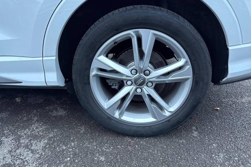 Used Audi Q3 2019 for sale - 76744333: Photo 8