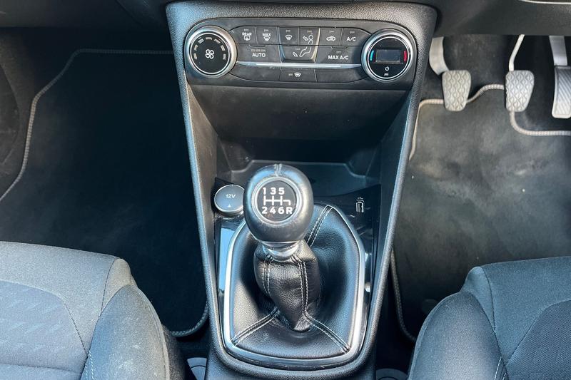 Used Ford Fiesta 2019 for sale - 77809619: Photo 31