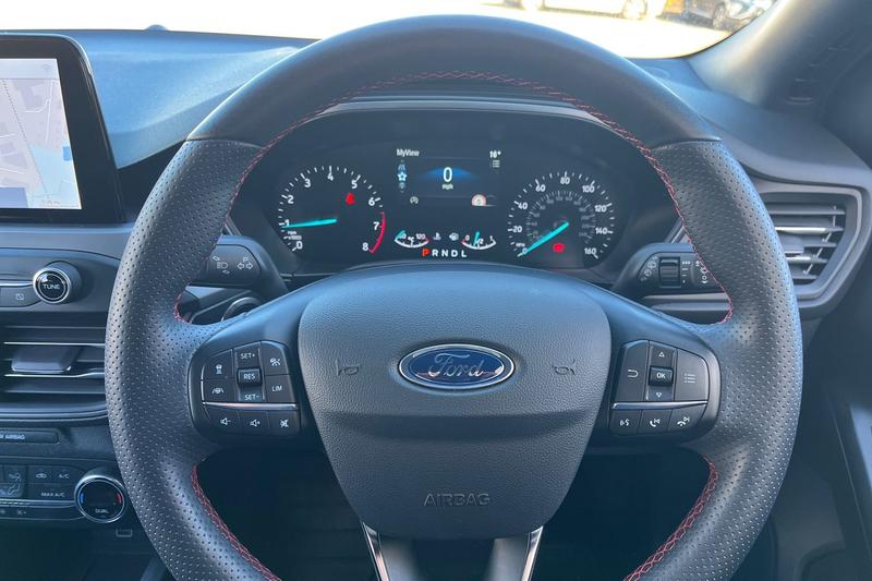 Used Ford Focus 2022 for sale - 76184380: Photo 12