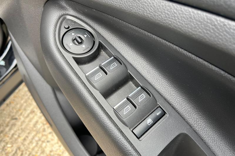 Used Ford Kuga 2019 for sale - 76131339: Photo 16