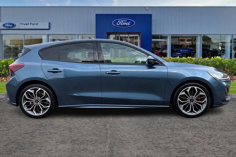 Used Ford Focus 2025 for sale - 77083850: Photo 3