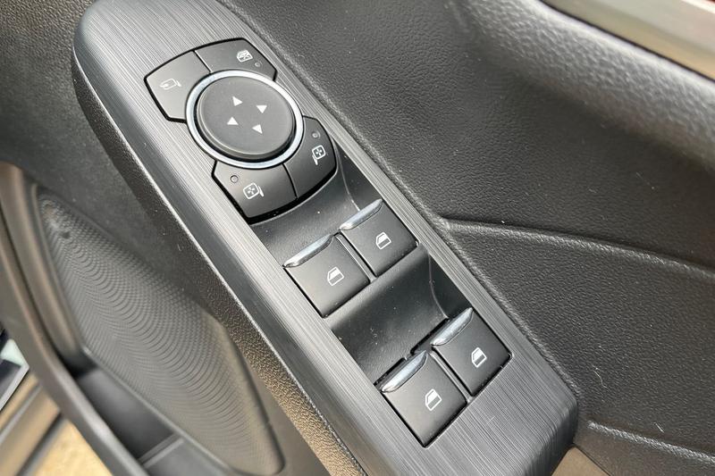 Used Ford Kuga 2022 for sale - 76640986: Photo 16