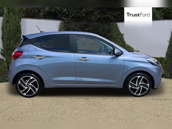 Used Hyundai i10 2024 for sale - 75261102: Photo