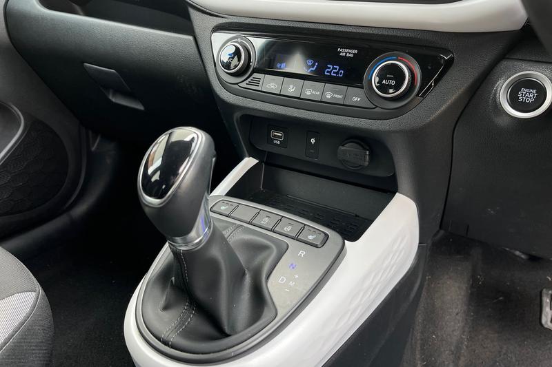 Used Hyundai i10 2023 for sale - 78206245: Photo 31