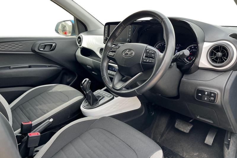 Used Hyundai i10 2023 for sale - 78206245: Photo 9