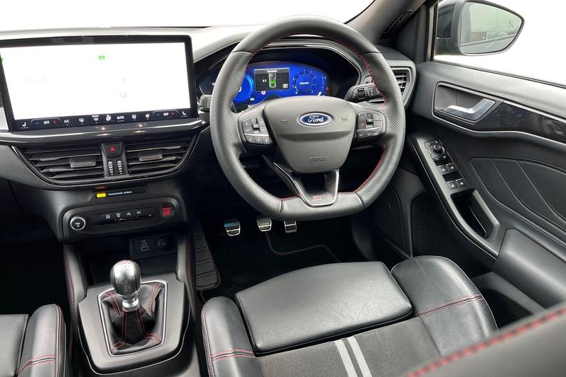 Used Ford Focus 2022 for sale - 76350435: Photo 11