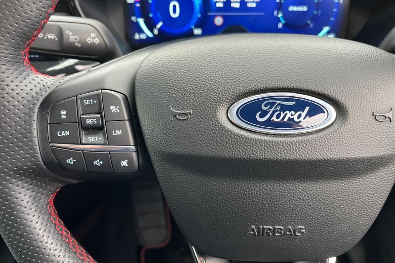 Used Ford Focus 2022 for sale - 76350435: Photo 34